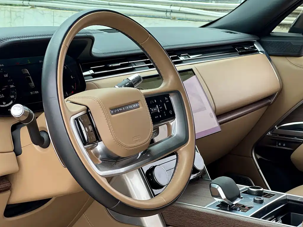 Range Rover 2023 3.0 L6 400PS Autobiography LWB