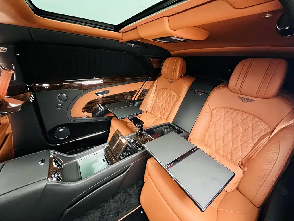 Bentley Mulsanne 2017 6.8T Long Wheelbase Edition