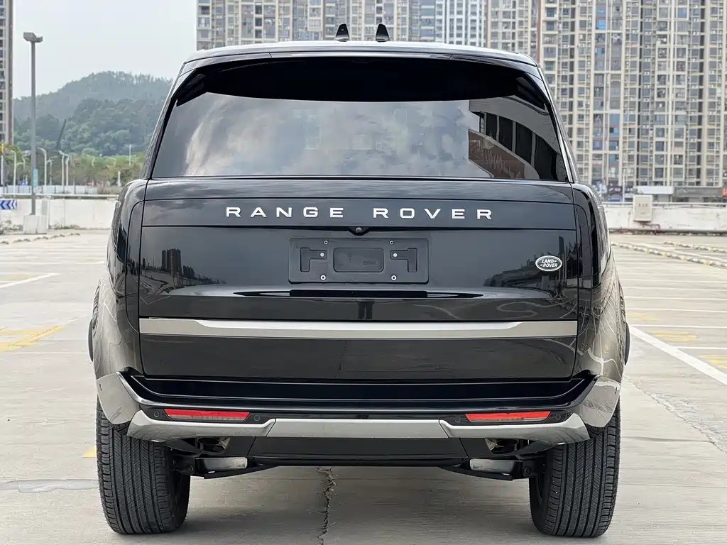 Range Rover 2024 3.0 L6 400PS Autobiography LWB