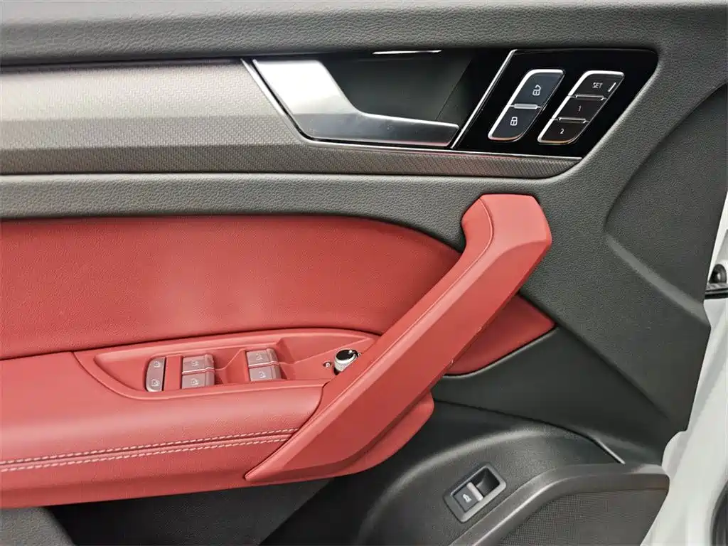 Audi Q5L 2026 45th Anniversary Edition 40 TFSI Luxury Dynamic