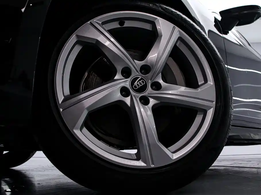 Audi A6L 45 TFSI quattro