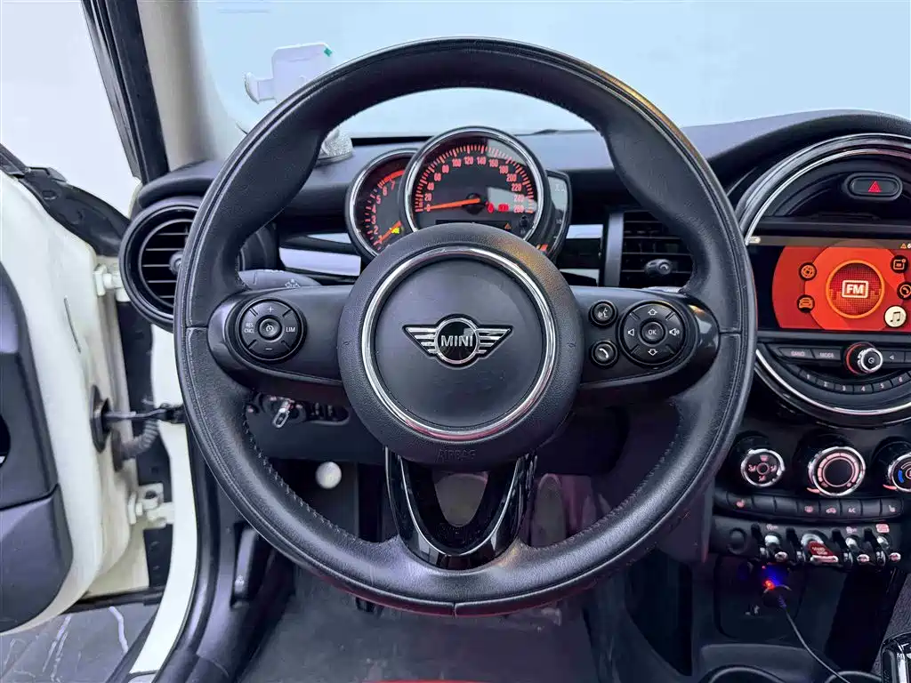 MINI Cooper 2019 1.5T Classic 5-Door