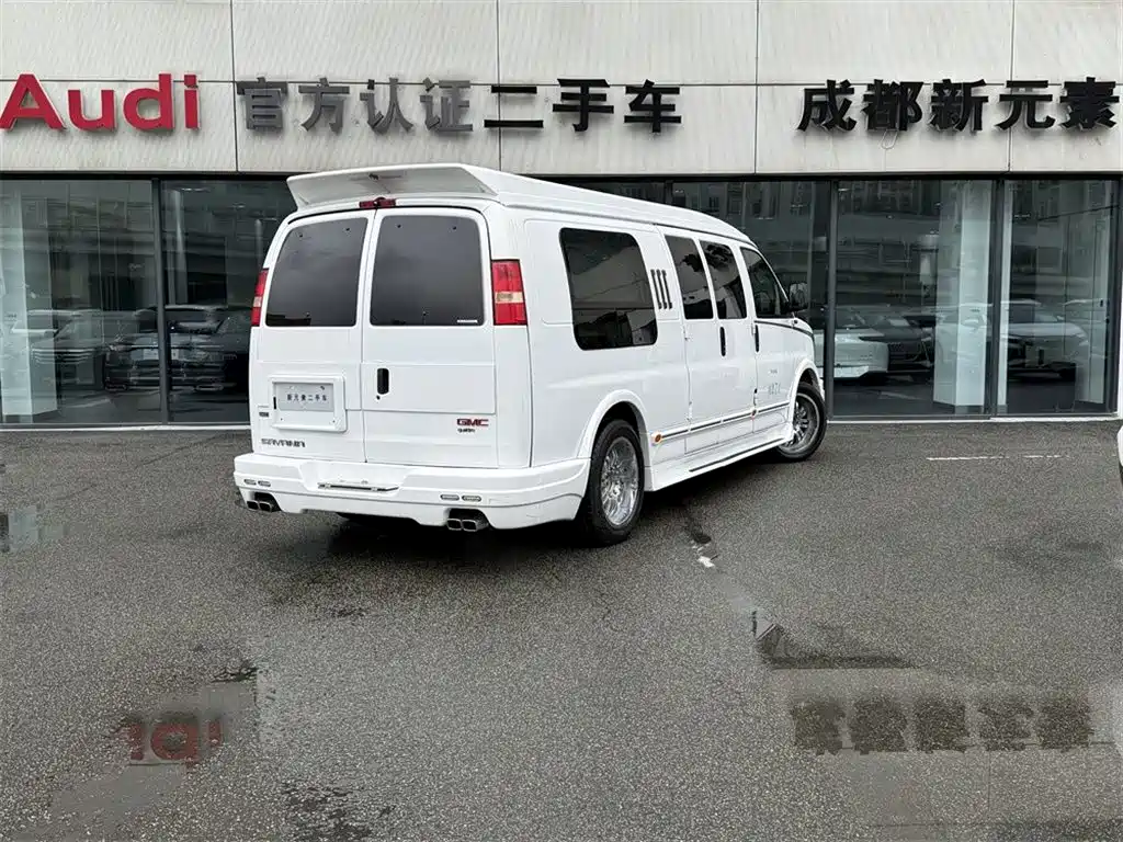 SAVANA 2012 6.0L Leader Classic Edition