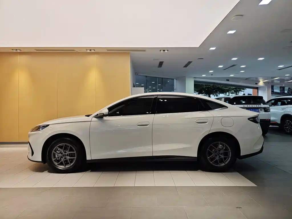 BYD Seal 06 2026 DM-i Chaoxiang Edition 128KM Luxury Edition