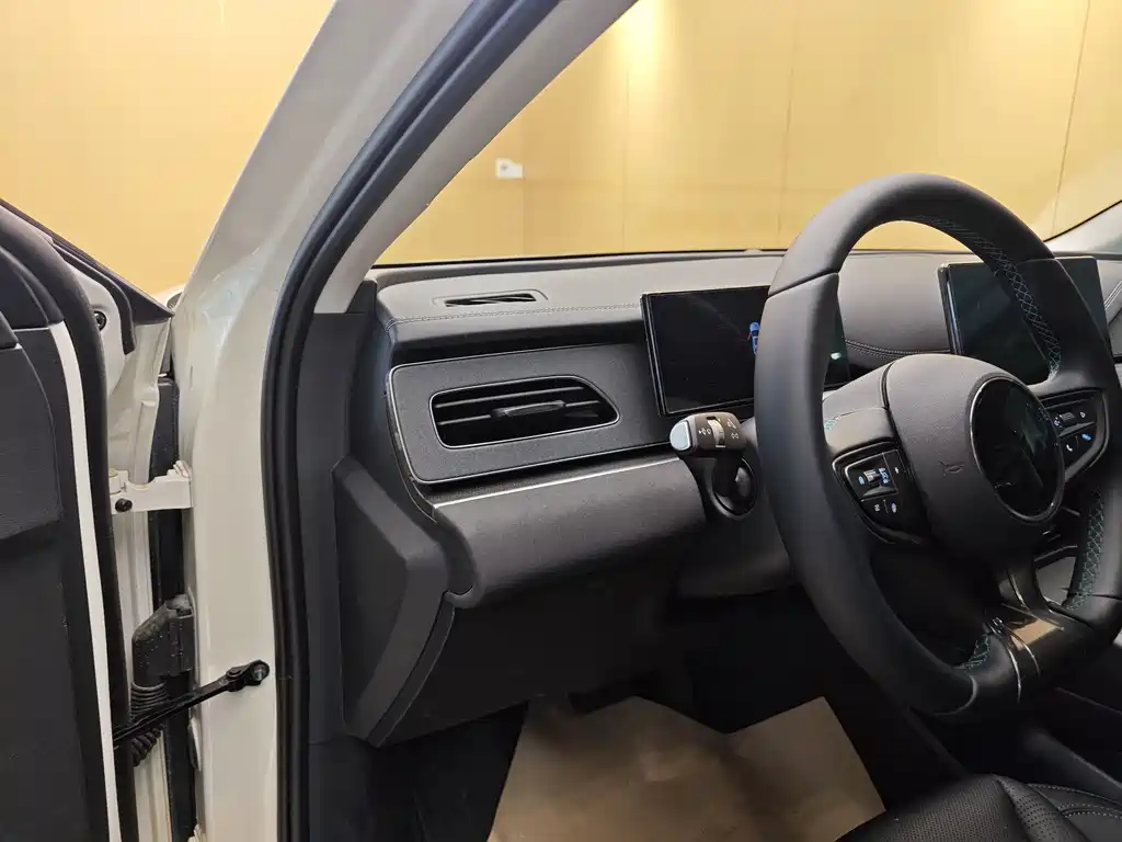 BYD Seal 06 2026 DM-i Chaoxiang Edition 128KM Luxury Edition