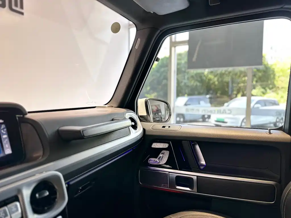 Mercedes-Benz G-Class 2022 G 350