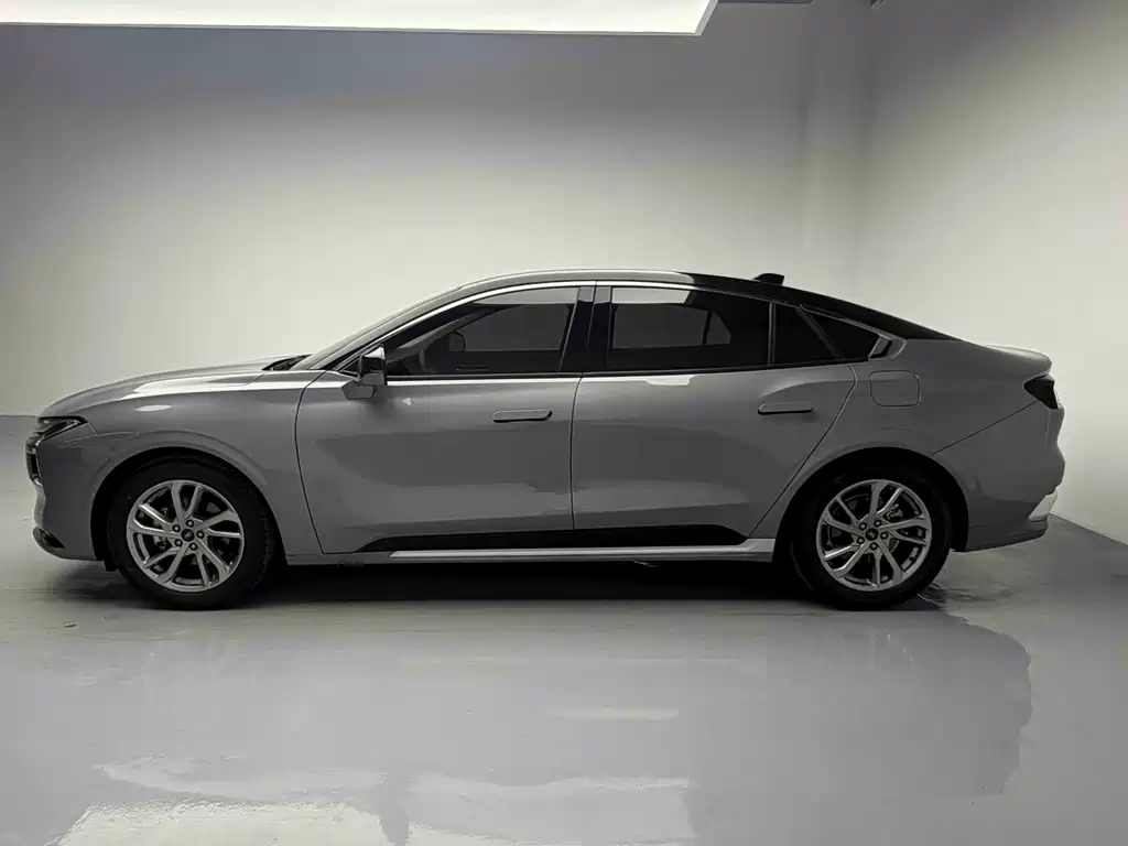 Ford Mondeo 2023 EcoBoost 180 Titanium