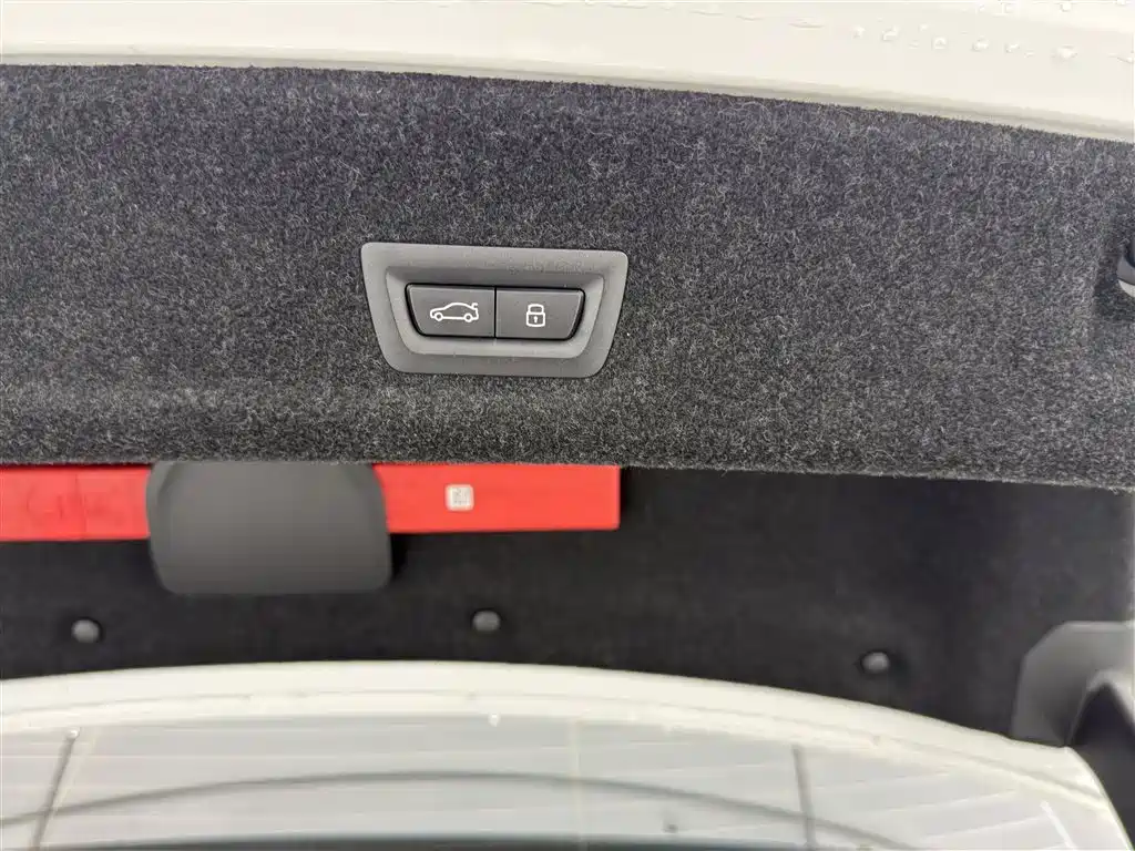 BMW 3 Series 2025 325Li M Sport Package