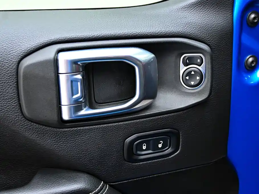 Jeep Wrangler 4xe 2021 Four-Door 2.0T Sahara