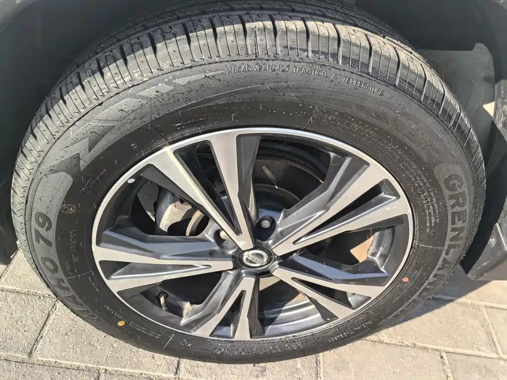 Nissan X-Trail 2017 2.5L CVT Luxury 4WD