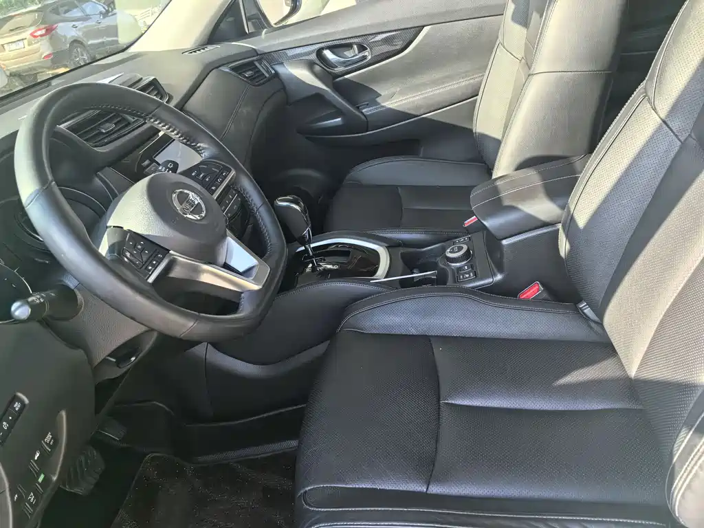 Nissan X-Trail 2017 2.5L CVT Luxury 4WD