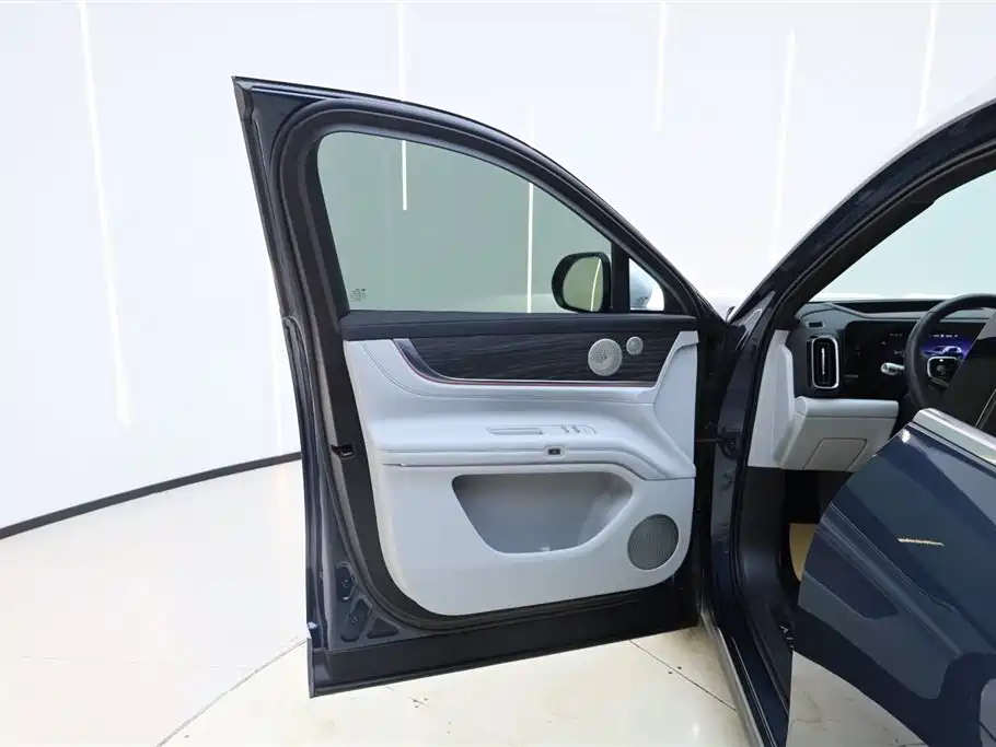 AITO M9 2024 EREV Ultra 42kWh 6-Seater