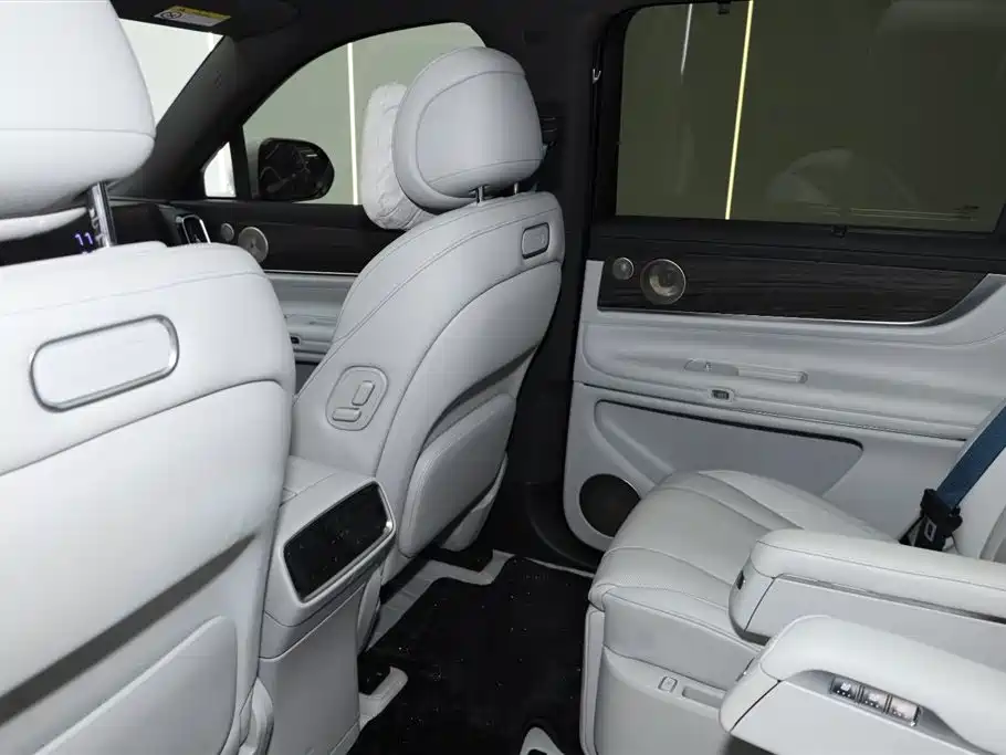 AITO M9 2024 EREV Ultra 42kWh 6-Seater
