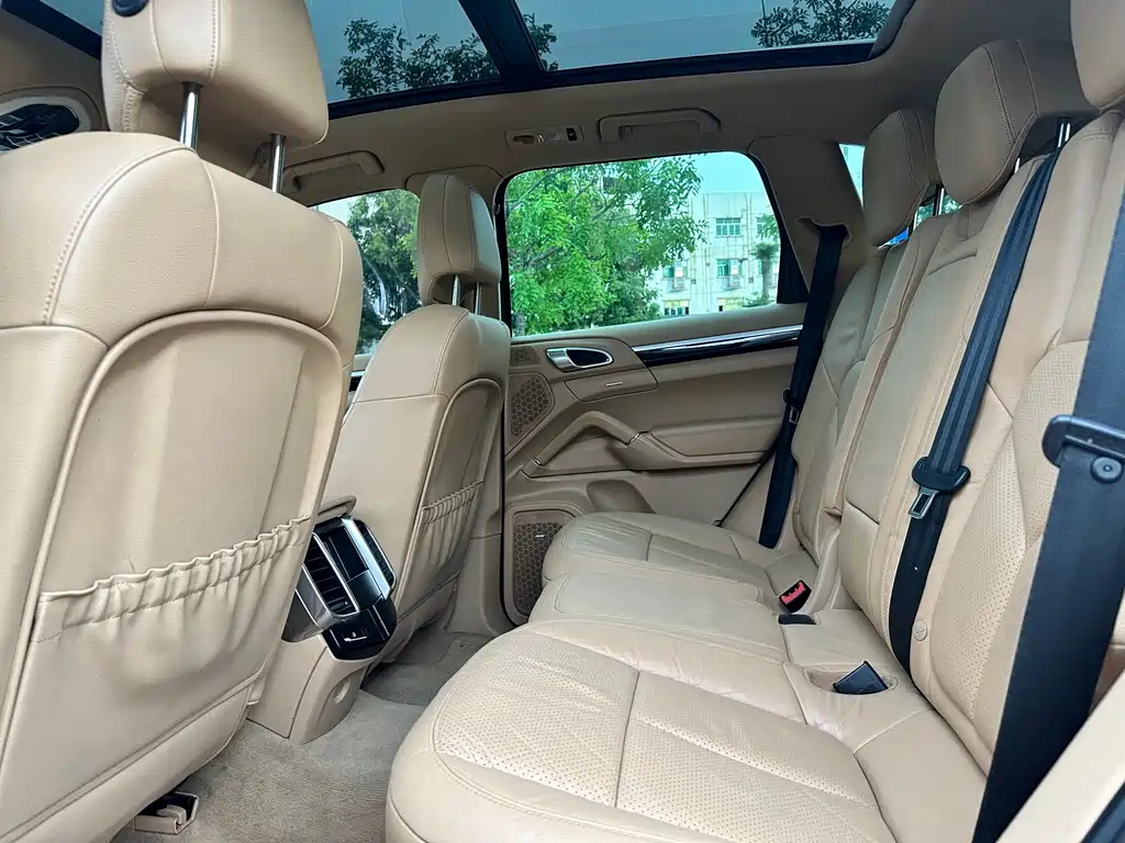 Porsche Cayenne S