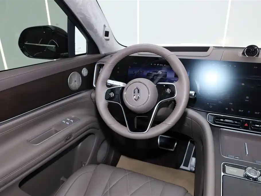 AITO M9 2024 EREV Ultra Edition 42kWh 6-Seater