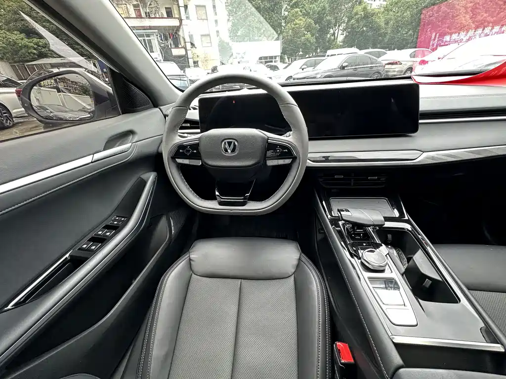 Changan Eado PLUS 2023 1.5T DCT Premium