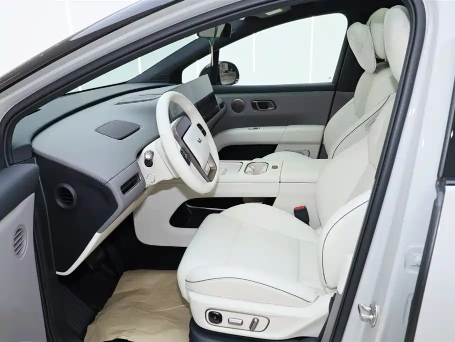 Li Auto i6 2025 RWD Standard Edition