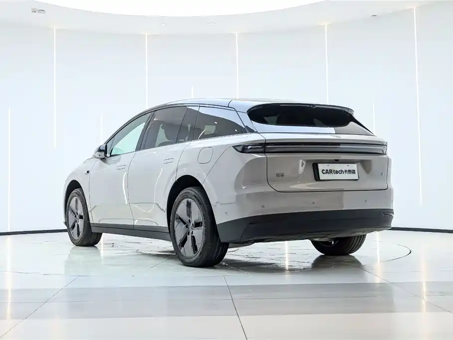 Li Auto i6 2025 RWD Standard Edition
