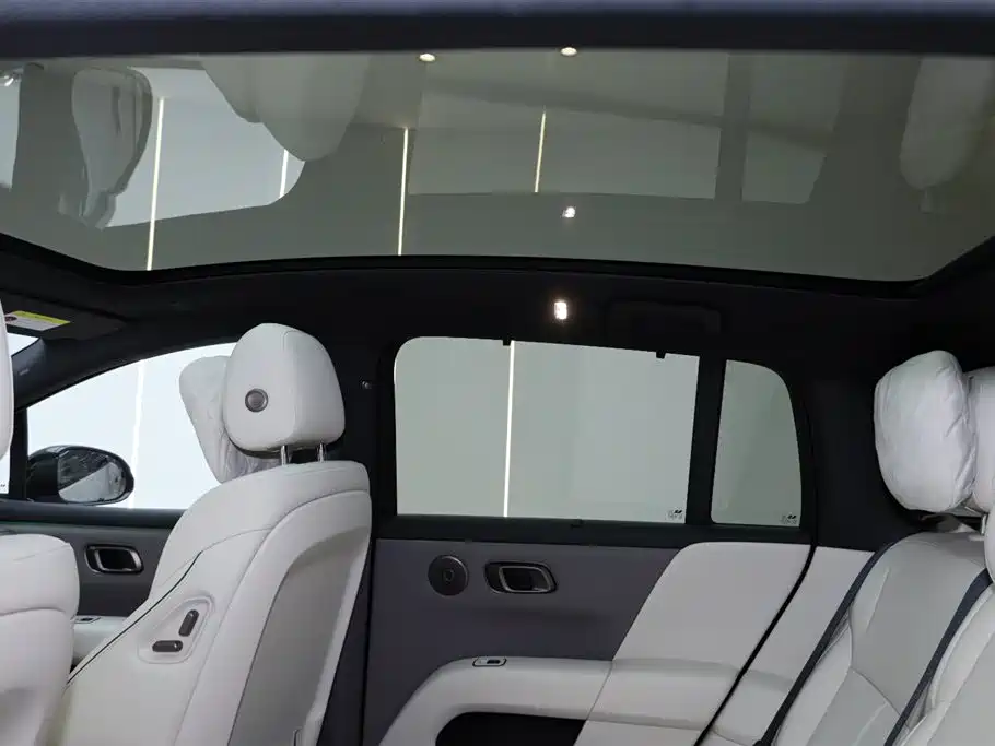 Li Auto i6 2025 RWD Standard Edition