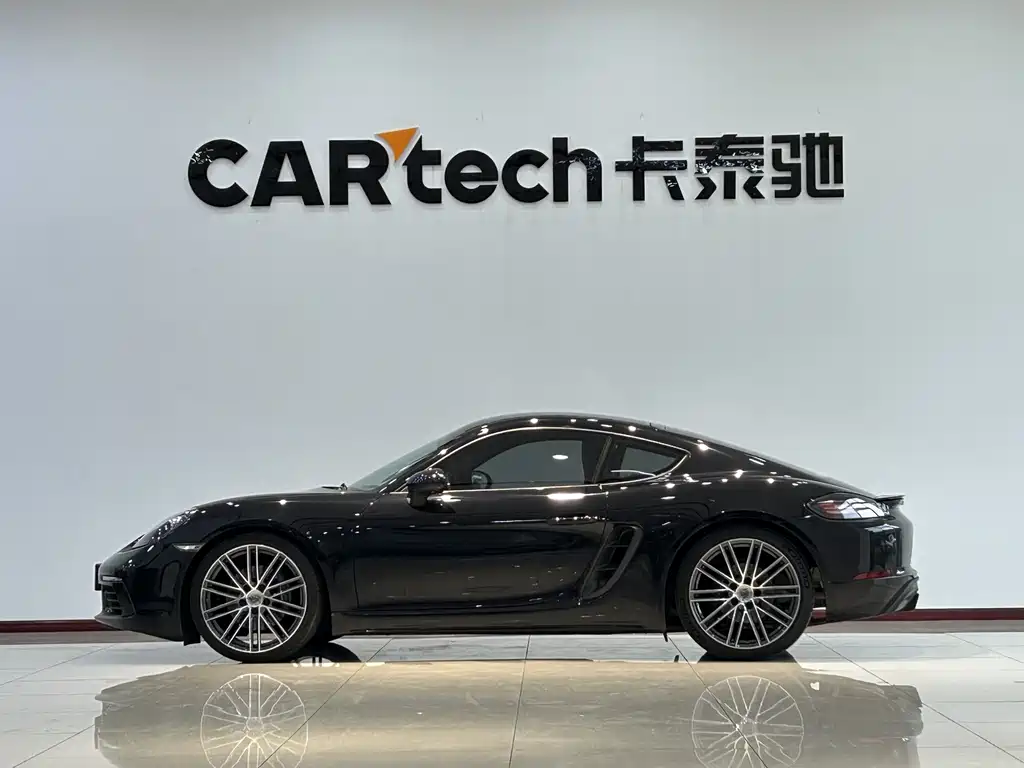Porsche 718 Cayman 2.0T