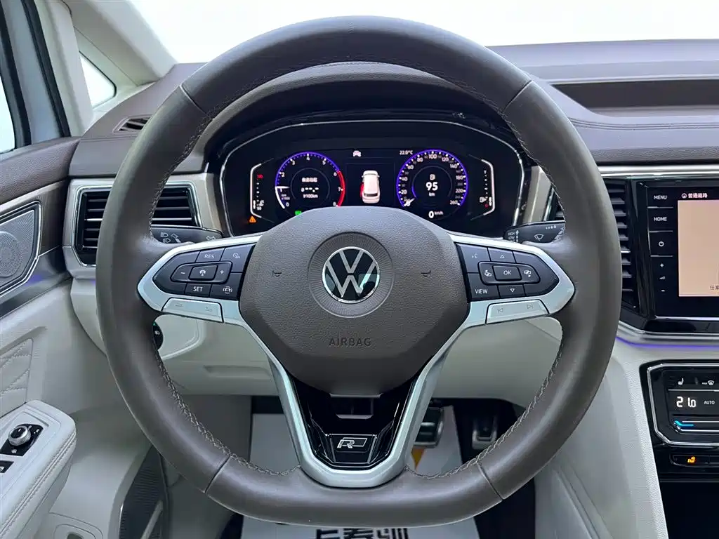 Viloran 2020 380TSI Prestige Edition