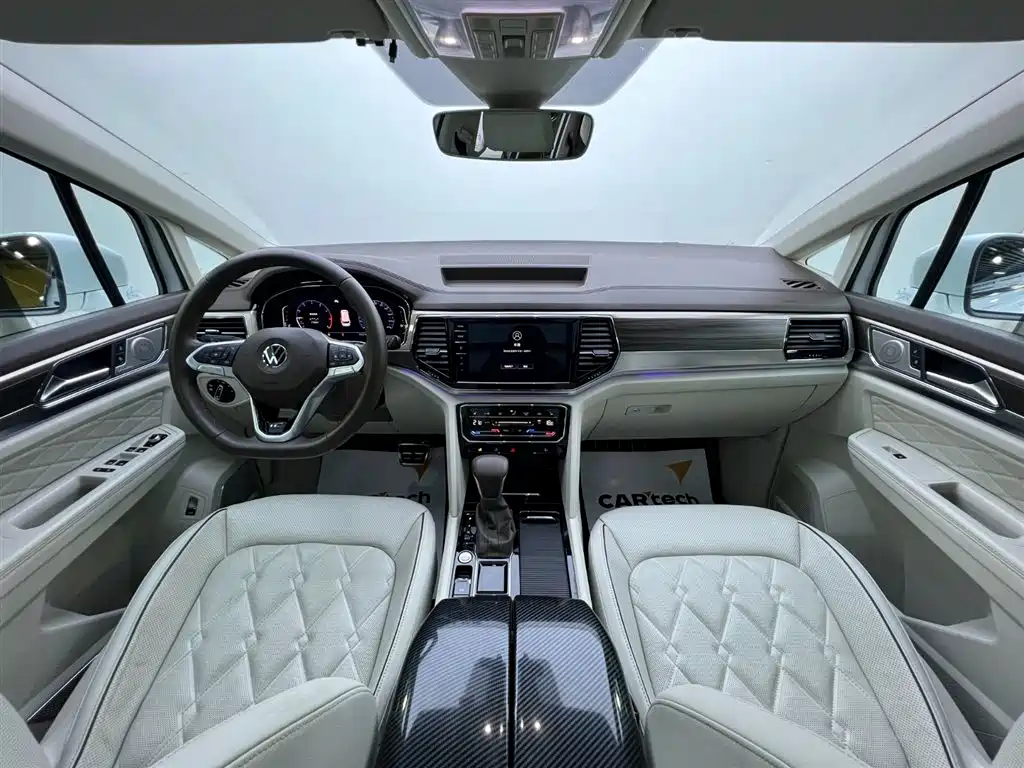 Viloran 2020 380TSI Prestige Edition