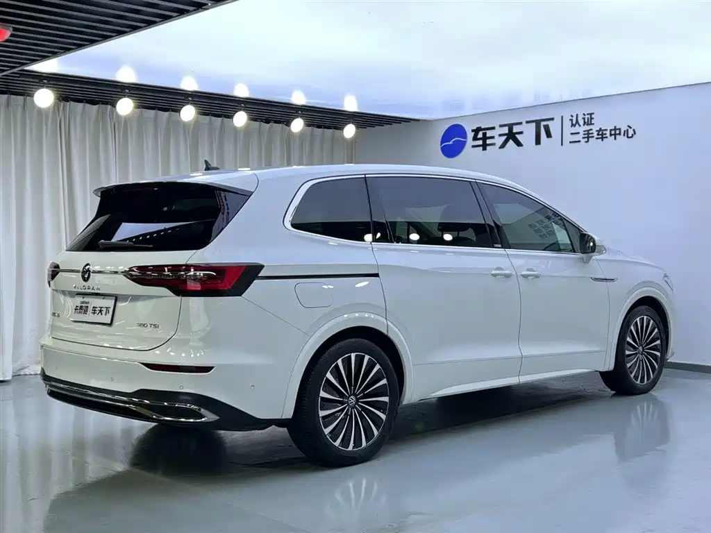 Viloran 2020 380TSI Prestige Edition