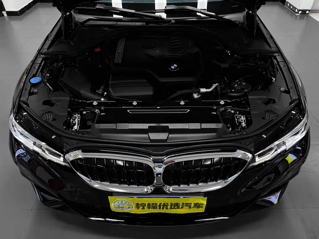 2022 BMW 3 Series 325Li M Sport Package