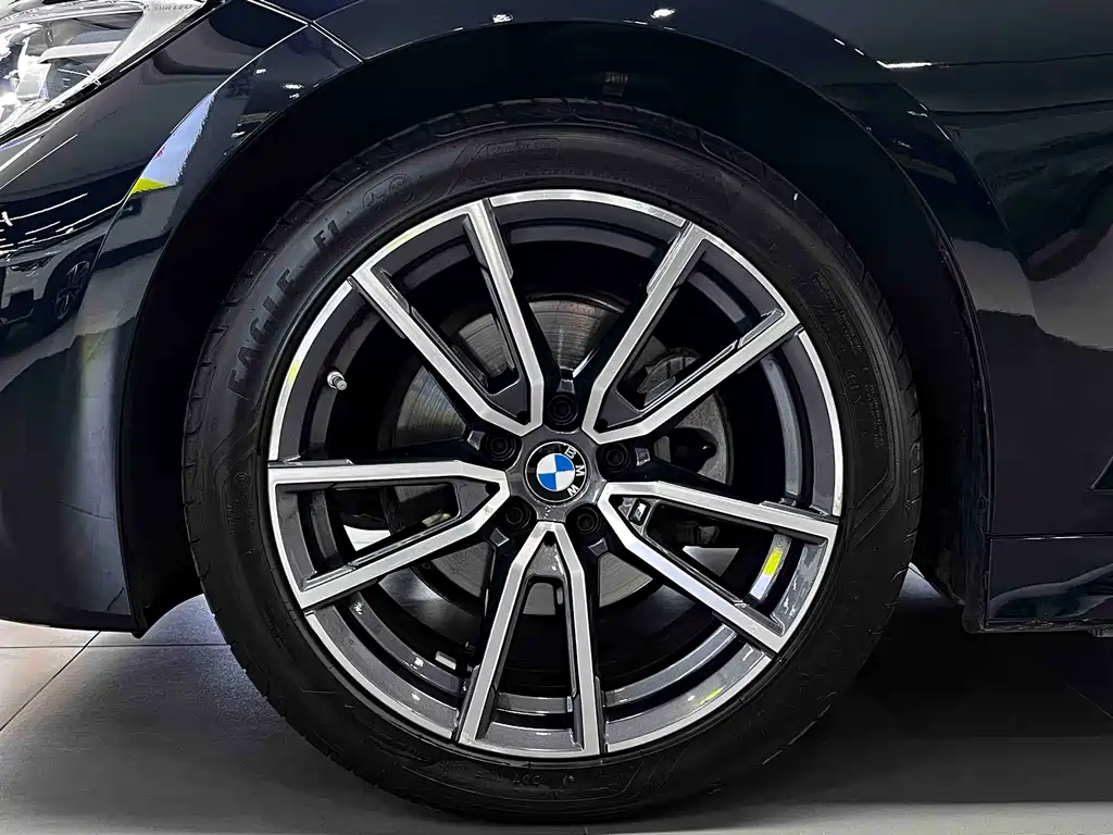 2022 BMW 3 Series 325Li M Sport Package