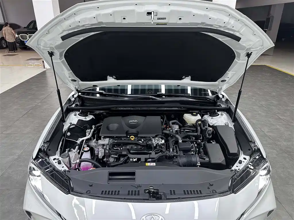 Toyota Camry 2024 Hybrid 2.0HGVP Luxury Edition