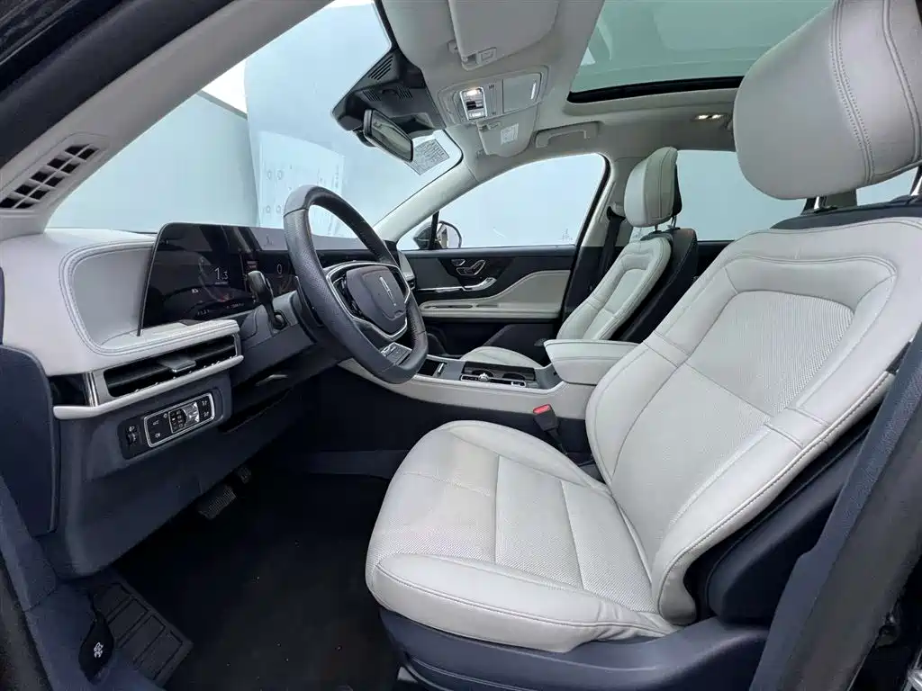 Lincoln Corsair 2024 2.0T FWD Prestige Edition