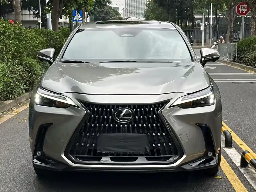 Lexus NX 350h 2022