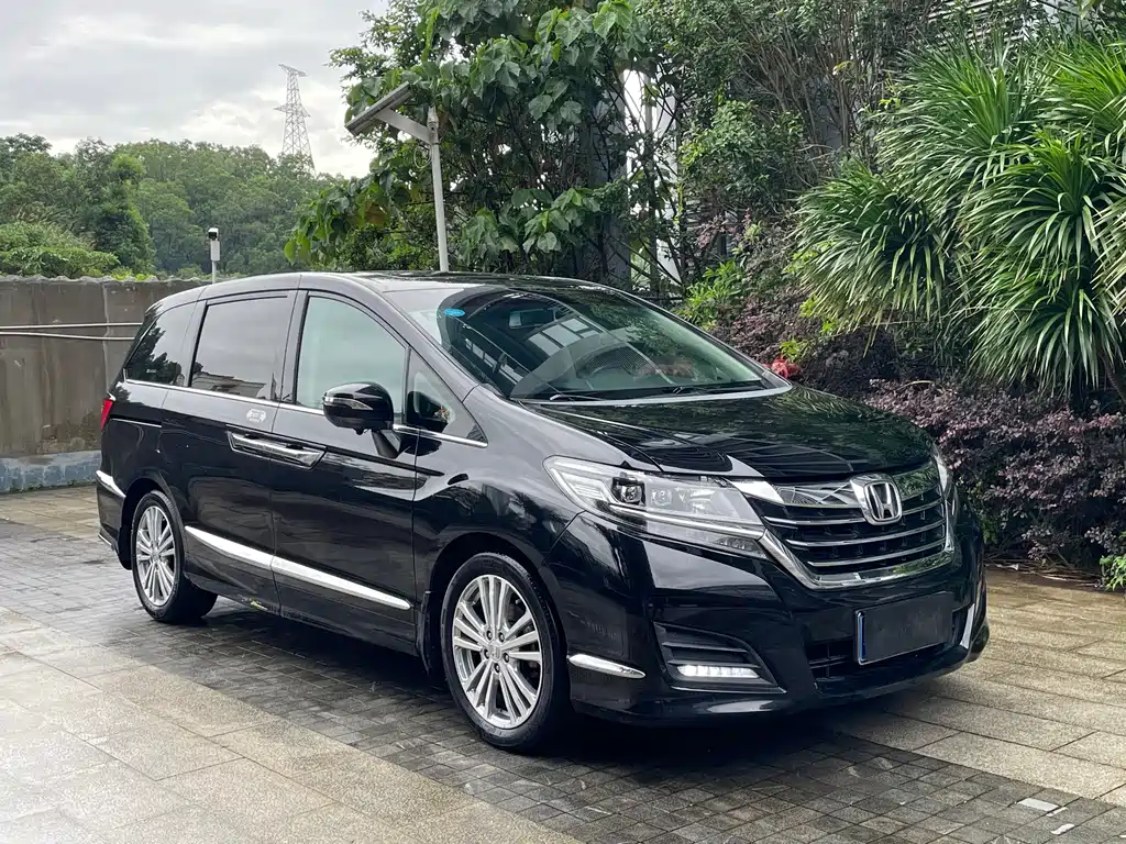 Honda Elysion 2016 2.4L Classic Edition