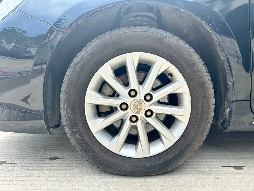 Camry 2012 2.0G Luxury Edition