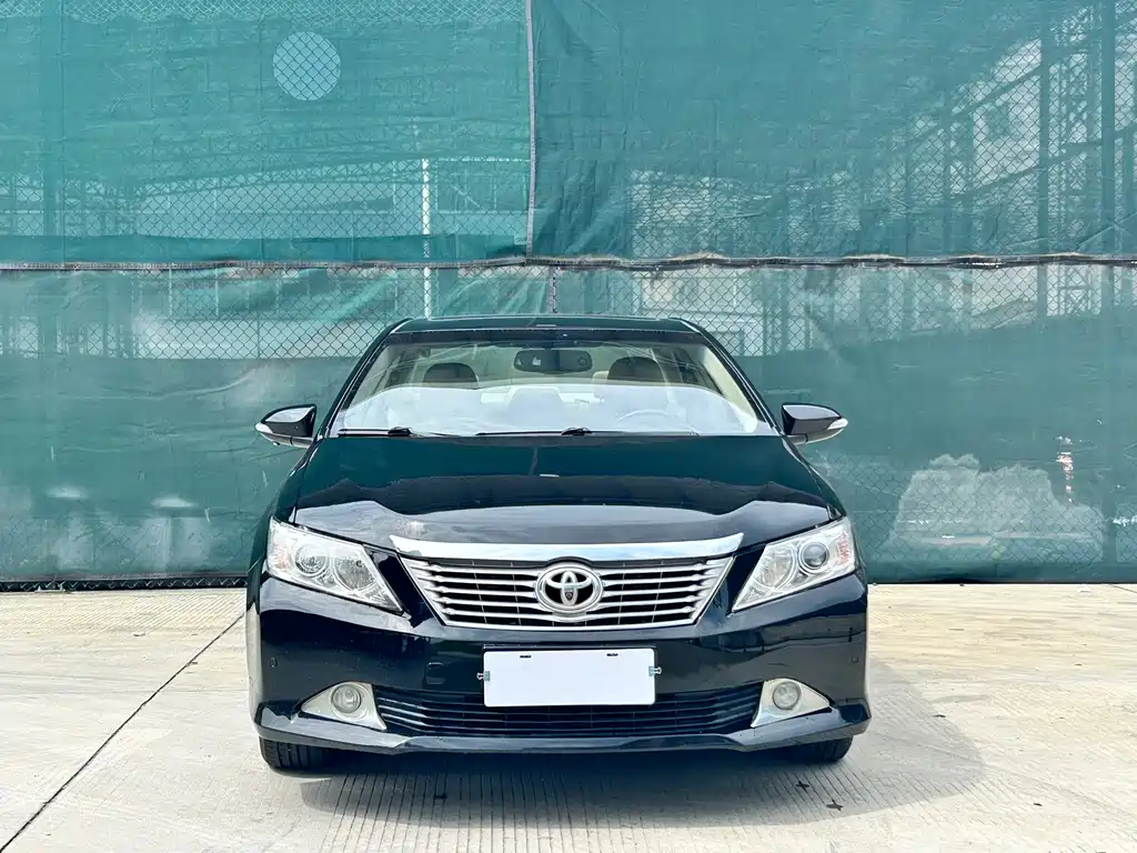 Camry 2012 2.0G Luxury Edition