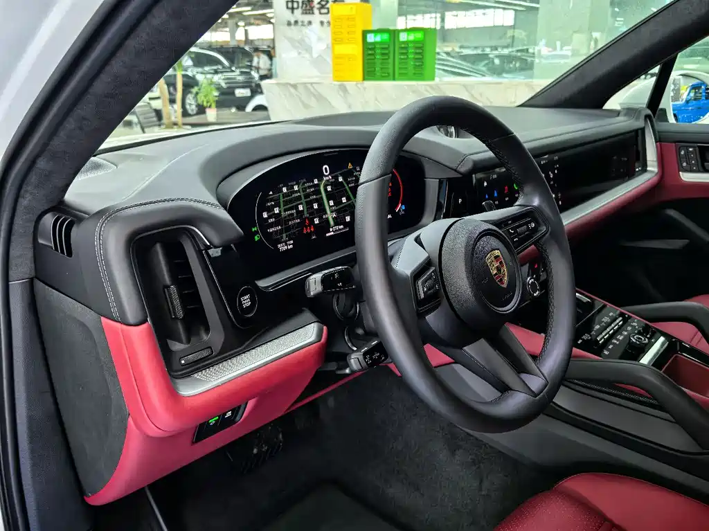 2025 Porsche Cayenne 3.0T