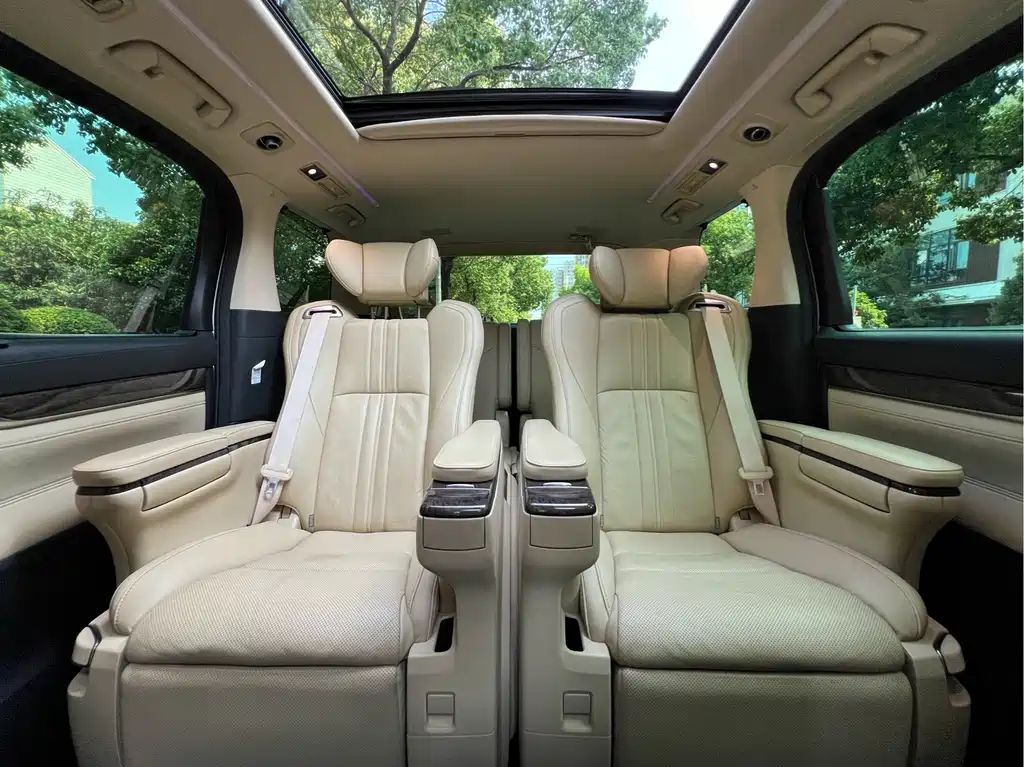 Toyota Vellfire 2019 Hybrid 2.5L HV Premium Edition