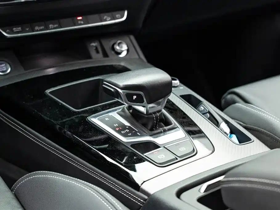Audi Q5L 2023 40T Luxury Dynamic
