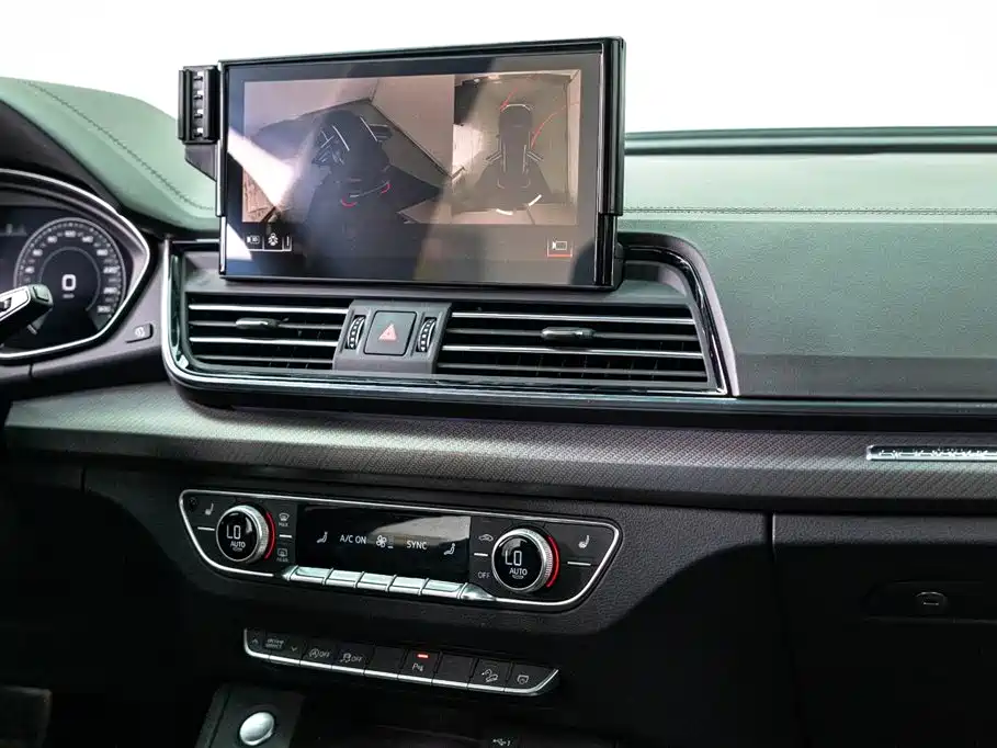 Audi Q5L 2023 40T Luxury Dynamic