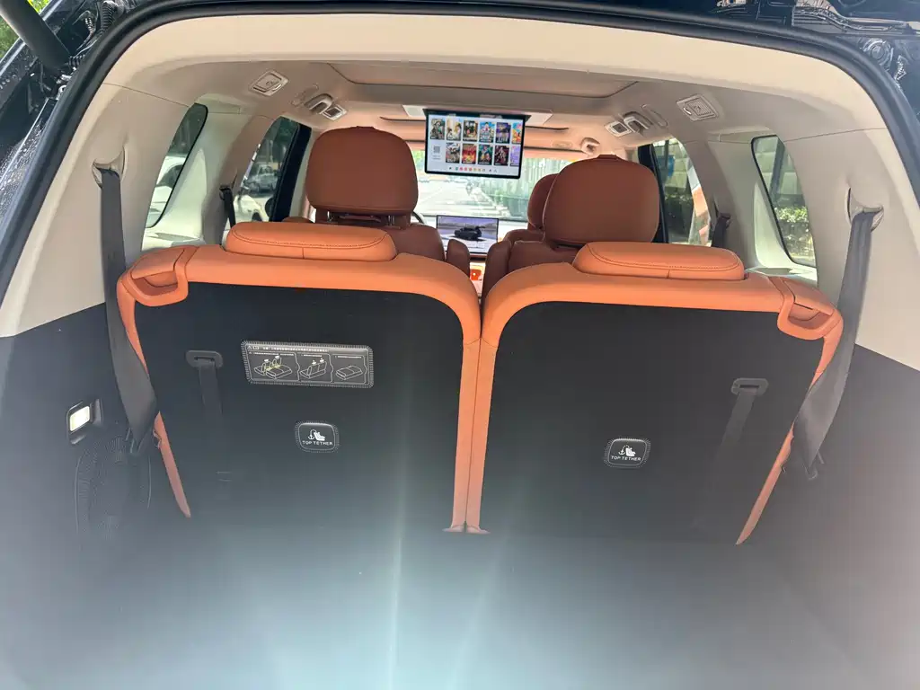 Leapmotor C16 2026 EREV 280 LiDAR Smart Premium 6-Seater