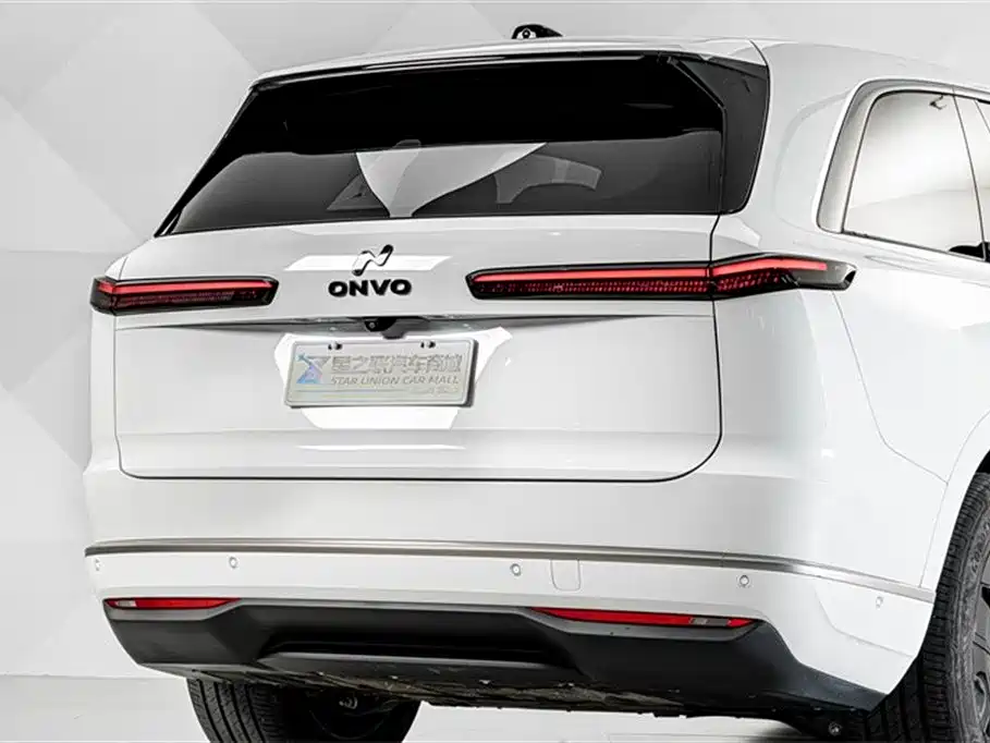 ONVO L90 2025 Pro Six-Seater