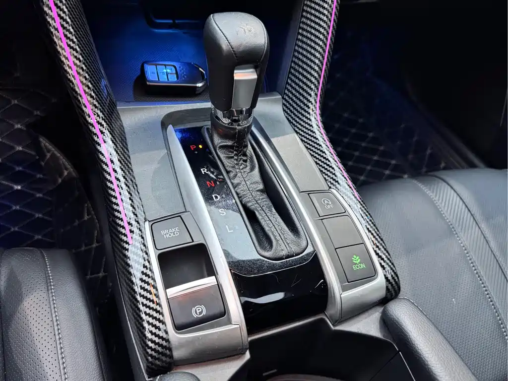 Civic 2016 220TURBO CVT Prestige Edition