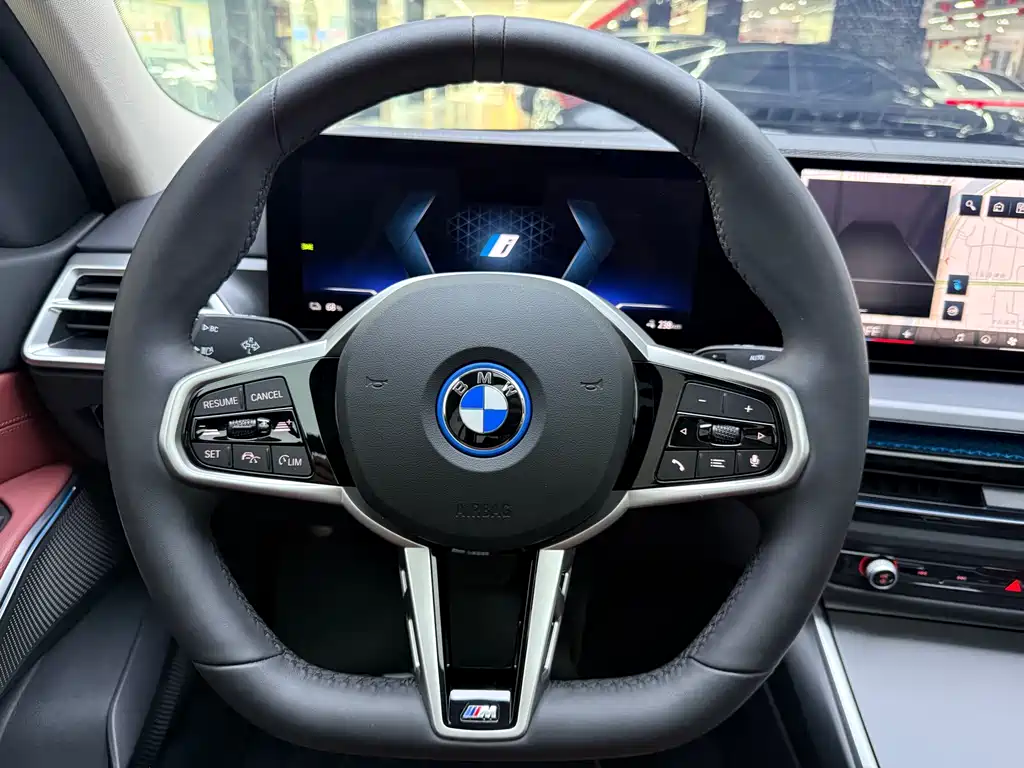 BMW i3 2025 eDrive 35 L