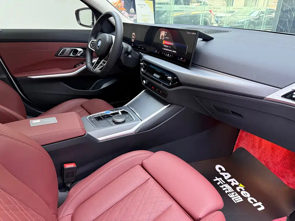 BMW i3 2025 eDrive 35 L