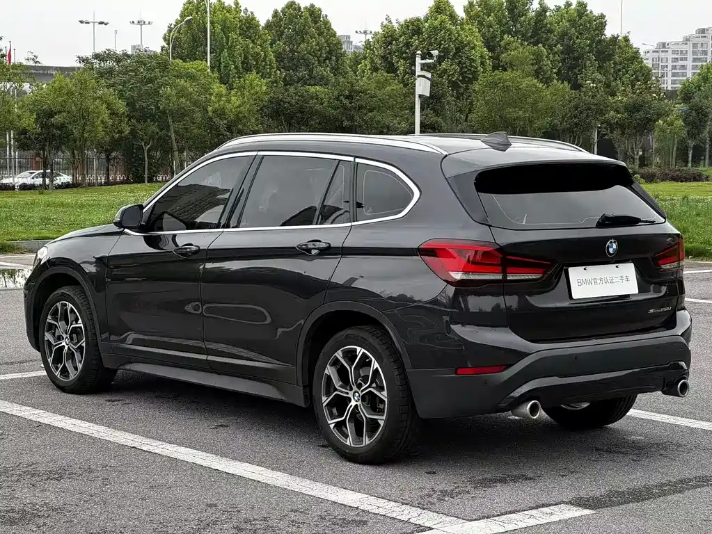 BMW X1 2022 sDrive25Li Leading Edition