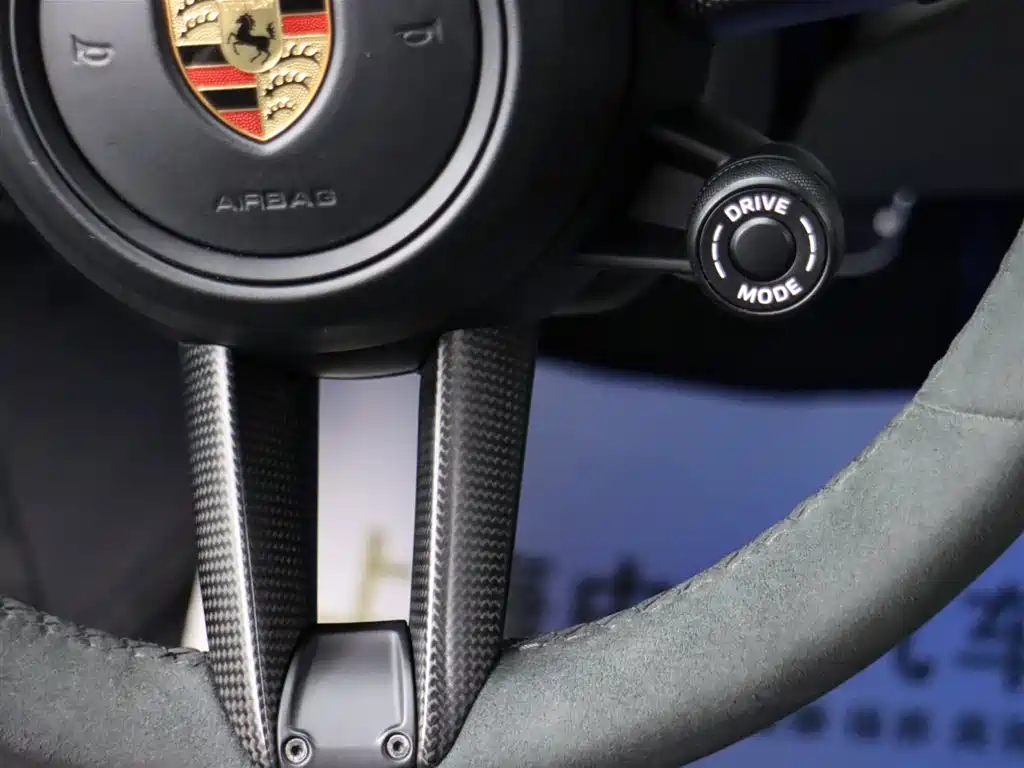 Porsche 911 2023 Carrera 3.0T
