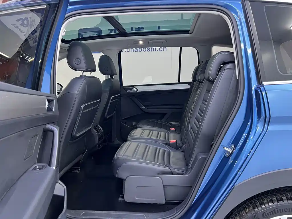 Volkswagen Touran L 280 TSI DSG Cross 7-Seater 2021