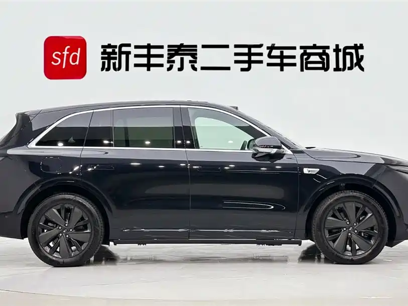 Li Auto L6 2025 Max Intelligent Edition