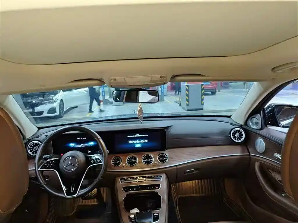 Mercedes-Benz E-Class 2021 Facelift E 260 L