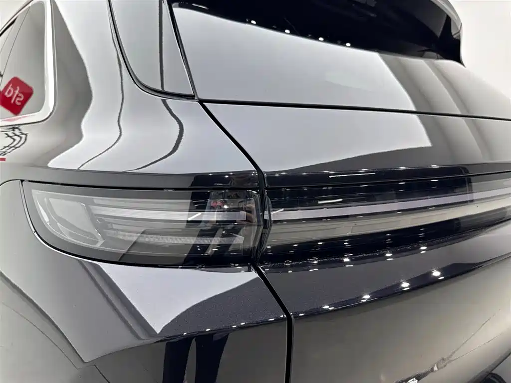 Li Auto L6 2025 Max Intelligent Edition